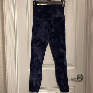 25” diamond dye lululemon align leggings size 4